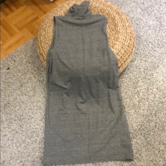 Grey dress - Picture 1 of 3